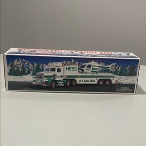 NIB 1995 Hess Toy Truck with Helicopter
